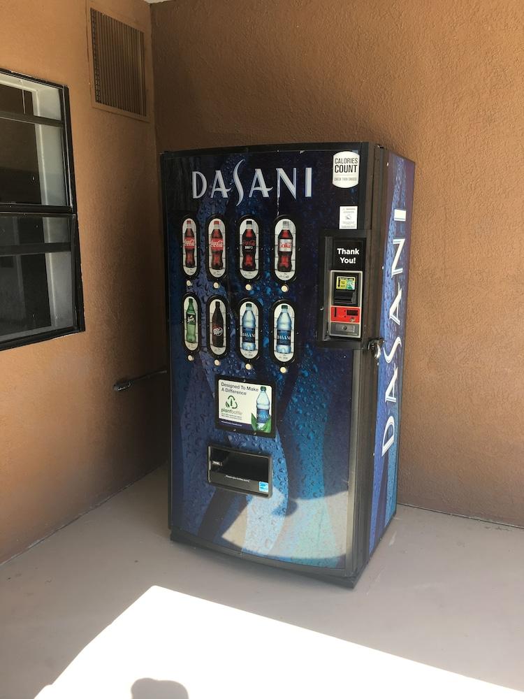 Days Inn By Wyndham Bullhead City Extérieur photo