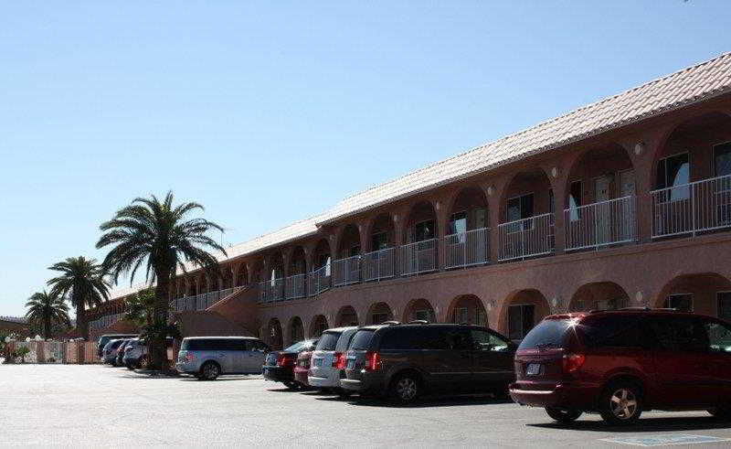 Days Inn By Wyndham Bullhead City Extérieur photo